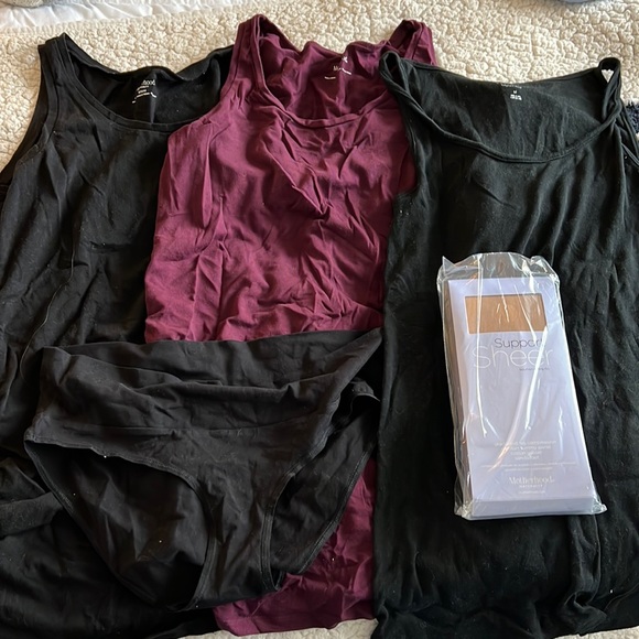 Motherhood Maternity Tops - Maternity bundle